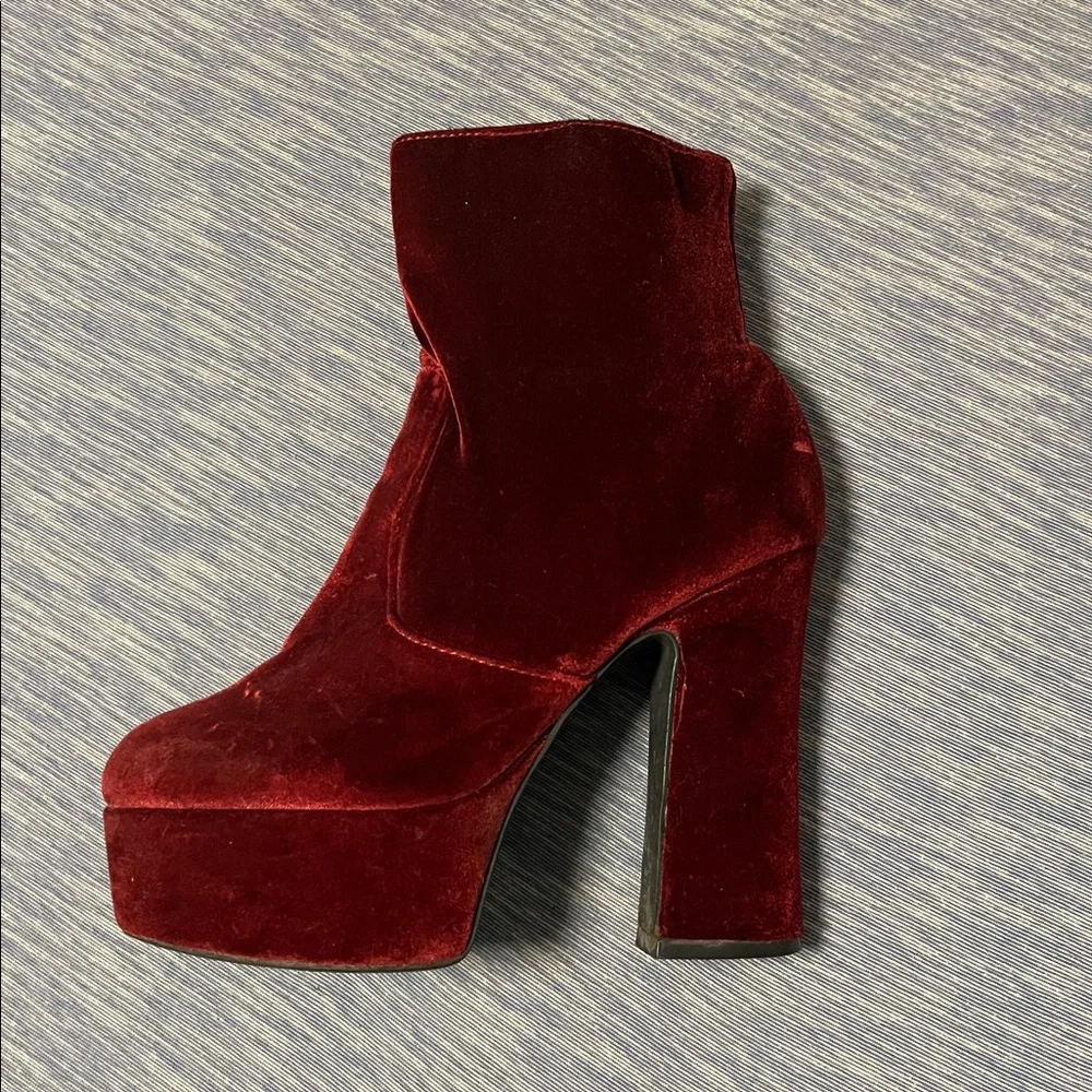 Deep red / Purple Velvet Platform Boots - Picture 8 of 14